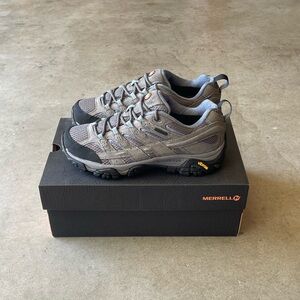 Merrell Moab 2 Ventilator Grey/Cool Navy Outdoor/Hiking Sneakers/Shoes 7.5 Women